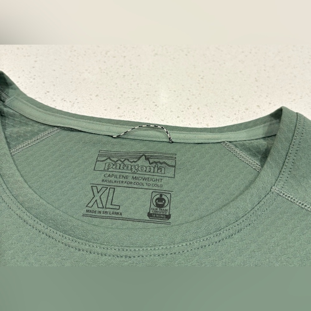 Women’s XL Patagonia Capilene Long Sleeve - Picture 3 of 4